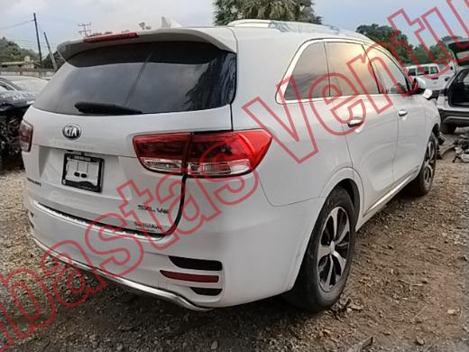 KIA SORENTO  2017, foto 5 de 19