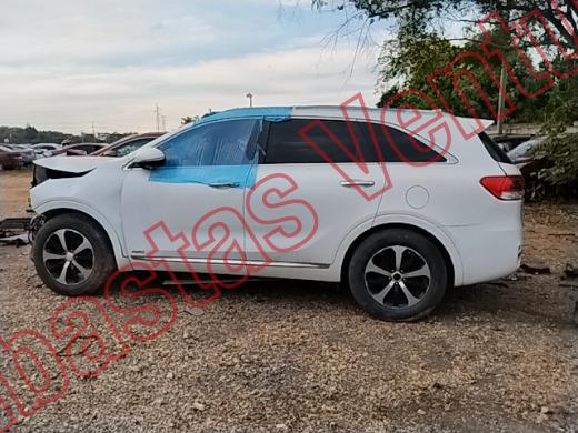 KIA SORENTO  2017, foto 8 de 19
