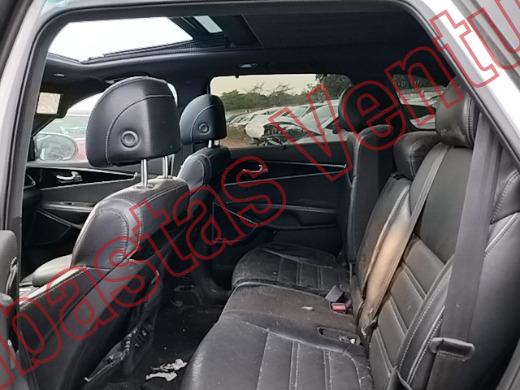 KIA SORENTO  2017, foto 16 de 19