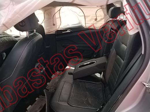 VOLKSWAGEN TAOS 2023, foto 16 de 19