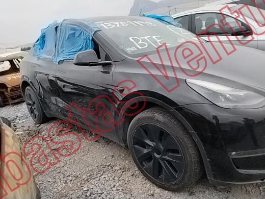 TESLA Y 2025, foto 4 de 19