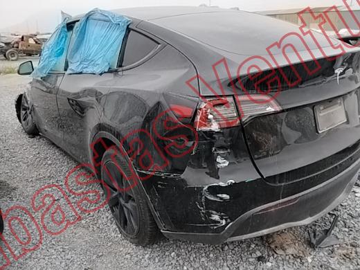 TESLA Y 2025, foto 7 de 19