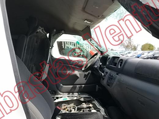 NISSAN URVAN 2022, foto 12 de 19