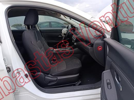 NISSAN SENTRA 2025, foto 12 de 19