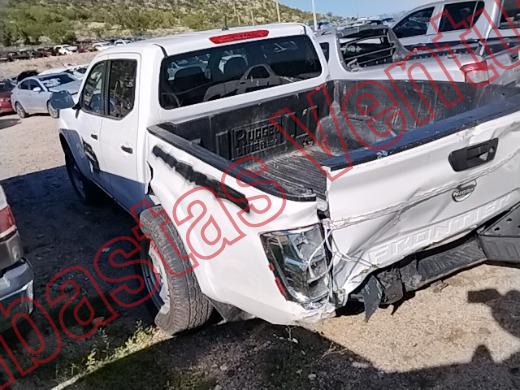 NISSAN FRONTIER 2024, foto 8 de 19