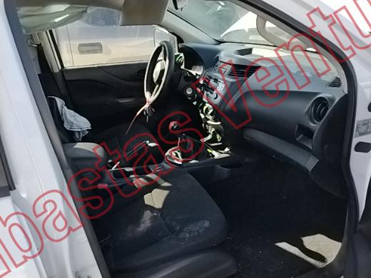 NISSAN FRONTIER 2024, foto 12 de 19