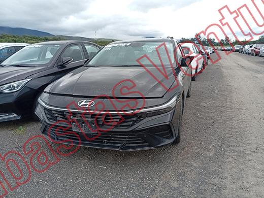 HYUNDAI ELANTRA 2025, foto 1 de 19