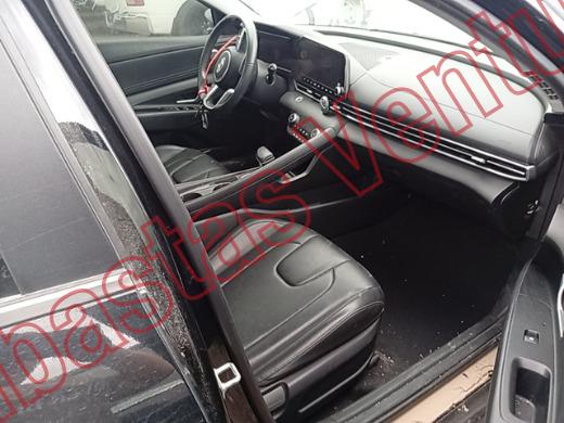 HYUNDAI ELANTRA 2025, foto 12 de 19
