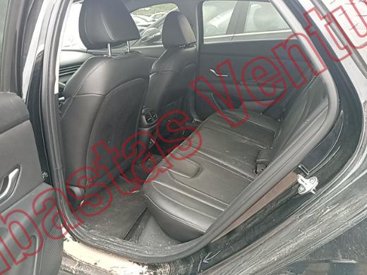 HYUNDAI ELANTRA 2025, foto 16 de 19