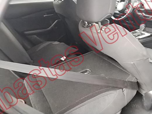 MAZDA CX30 2025, foto 13 de 19