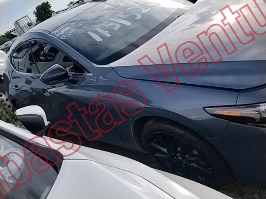 MAZDA MAZDA 3 2025, foto 4 de 19