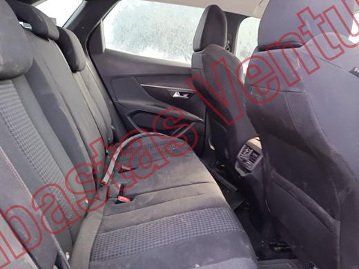 PEUGEOT 3008 2022, foto 13 de 19
