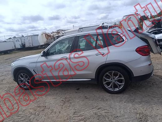 BMW X3 2021, foto 8 de 19