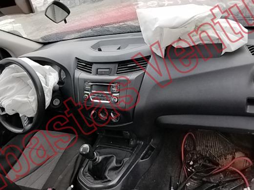 NISSAN PICK UP 2024, foto 14 de 19