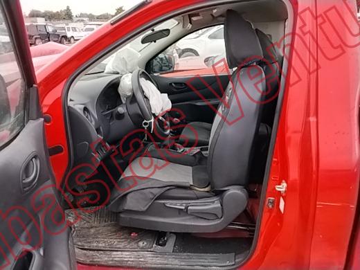 NISSAN PICK UP 2024, foto 17 de 19