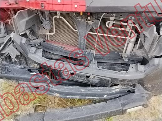 NISSAN PICK UP 2024, foto 18 de 19