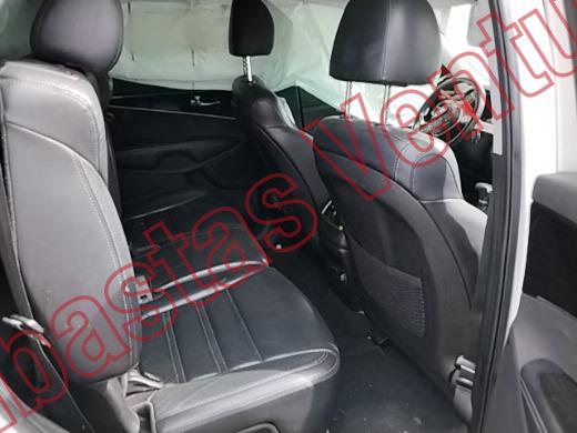 KIA SORENTO  2019, foto 13 de 19