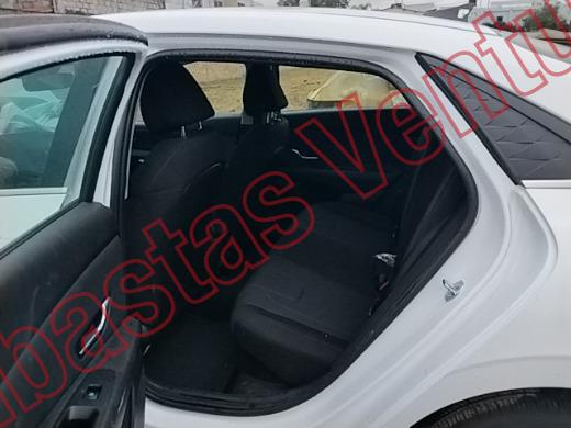 HYUNDAI ELANTRA 2026, foto 16 de 19