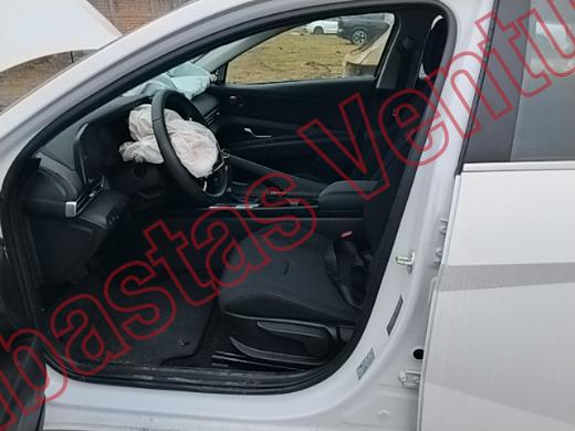 HYUNDAI ELANTRA 2026, foto 17 de 19