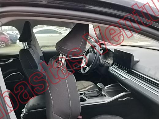 GEELY EMGRAND  2026, foto 12 de 19