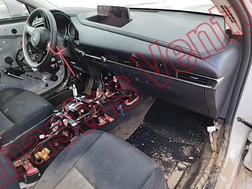 MAZDA CX-30 2026, foto 14 de 19