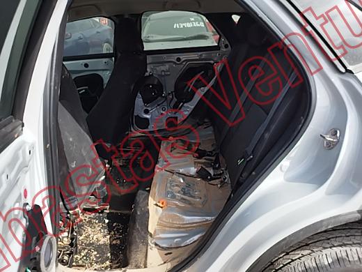 MAZDA CX-30 2026, foto 16 de 19