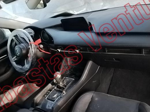 MAZDA MAZDA 3 2022, foto 14 de 19