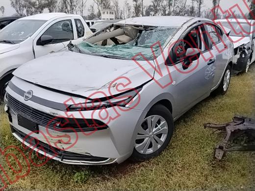 NISSAN VERSA 2026, foto 1 de 19