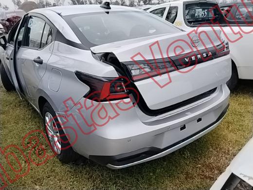 NISSAN VERSA 2026, foto 7 de 19