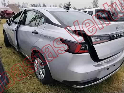 NISSAN VERSA 2026, foto 8 de 19