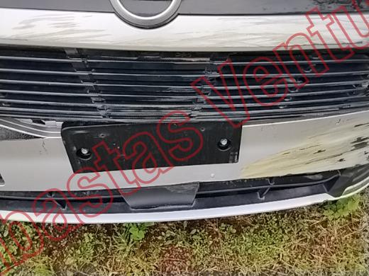 NISSAN VERSA 2026, foto 18 de 19