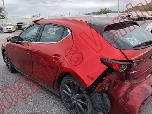 MAZDA MAZDA 3 2023, foto 8 de 19