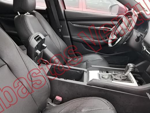 MAZDA MAZDA 3 2023, foto 12 de 19
