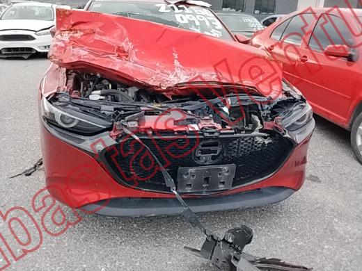 MAZDA MAZDA 3 2023, foto 18 de 19