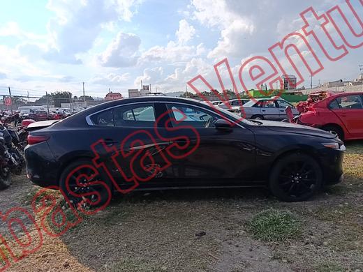 MAZDA MAZDA 3 2023, foto 4 de 19