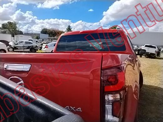 MAZDA BT-50 2025, foto 6 de 19