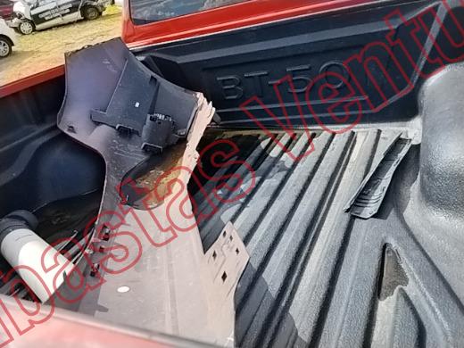 MAZDA BT-50 2025, foto 15 de 19