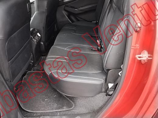 MAZDA BT-50 2025, foto 16 de 19