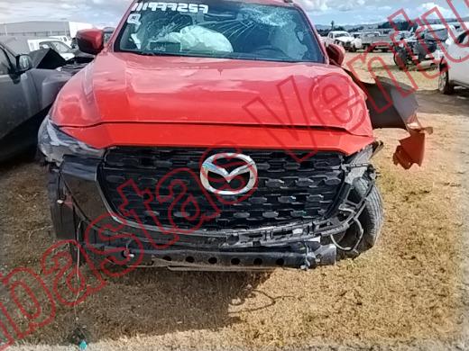 MAZDA BT-50 2025, foto 18 de 19
