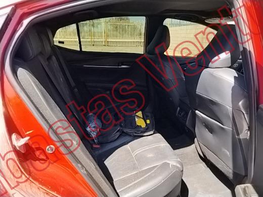 TOYOTA CAMRY 2025, foto 13 de 19