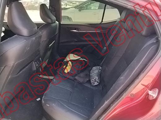 TOYOTA CAMRY 2025, foto 16 de 19