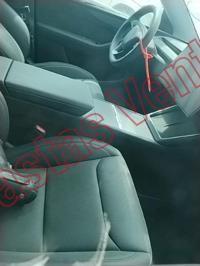 TESLA Y 2026, foto 12 de 19