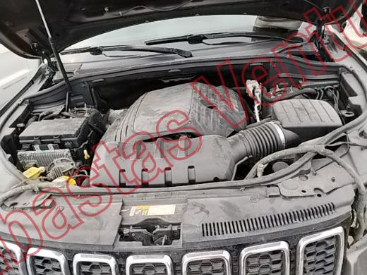 JEEP GRAND CHEROKEE 2017, foto 10 de 19