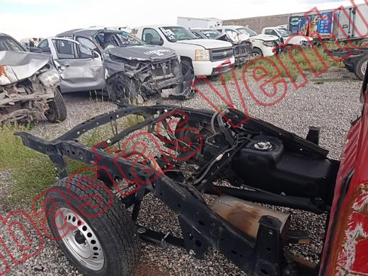NISSAN NP 300 2024, foto 13 de 19