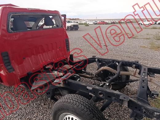 NISSAN NP 300 2024, foto 16 de 19