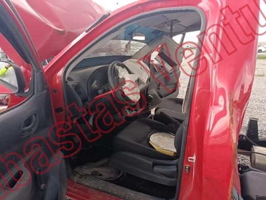 NISSAN NP 300 2024, foto 17 de 19