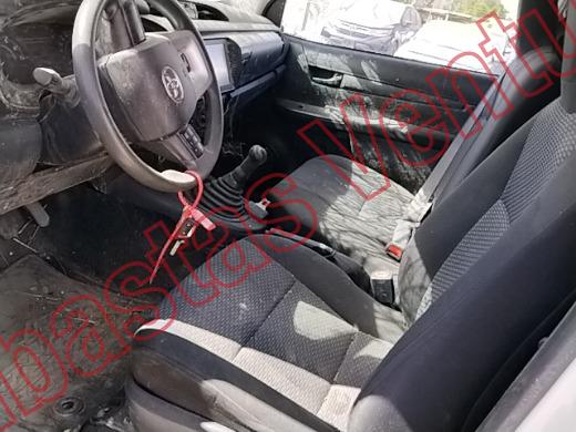 TOYOTA HILUX 2024, foto 17 de 19