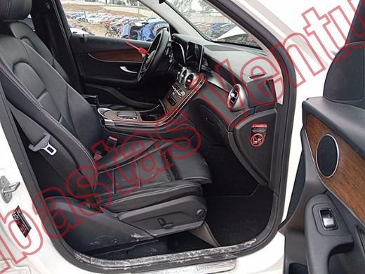 MERCEDES BENZ GLC 2021, foto 12 de 19