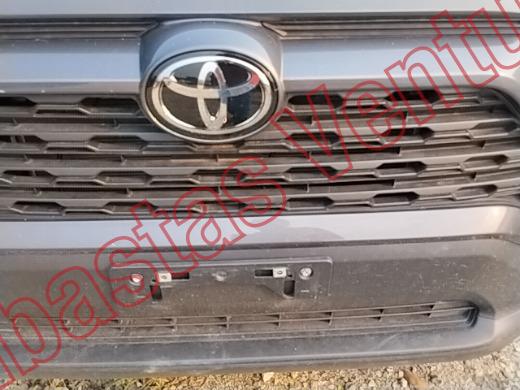 TOYOTA RAV4 2025, foto 18 de 19