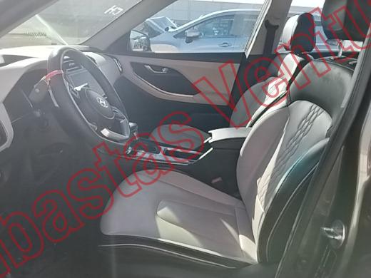HYUNDAI CRETA GRAND 2023, foto 17 de 19